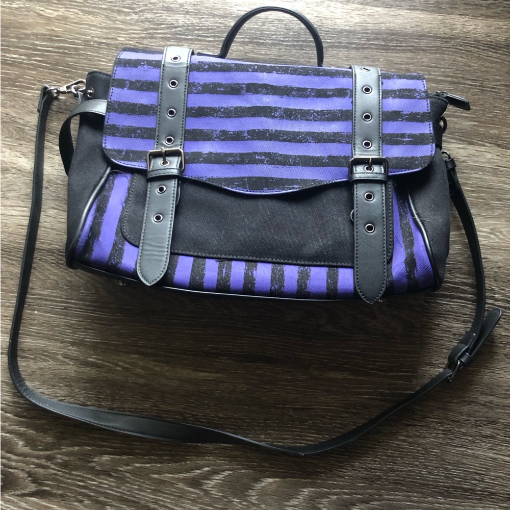LOST QUEEN black and purple saddle bag